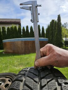 Zimní pneumatiky 165/70 R13 na plecháčích - 8