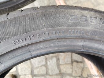 235/45/19 letni pneu CONTINENTAL a BRIDGESTONE 235 45 19 - 8