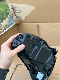 TESLA 3 Y 21- svetlo leve FULL LED prave svetla - 8