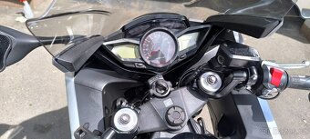 Honda VFR 1200 F Automat - 8