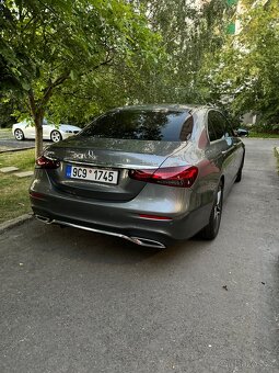 Prodám MB E-400d, 58000 km, top. stav info@autoprosek.cz - 8