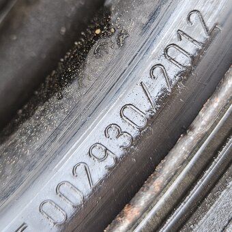 Zimní kola Citroen 205/60/16, 6.5Jx16 ET47 č. AD04 - 8