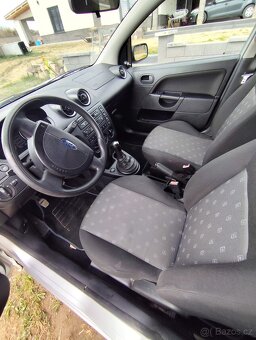 Ford fiesta - 8