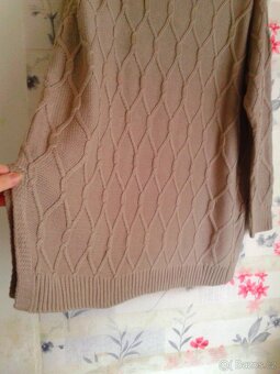 Dlouhý krásný svetr s rolákem 50/54 - 8