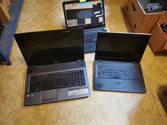 Likvidace skladu 3x notebooky - 8