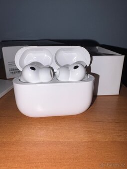 AirPods pro 3 - 8