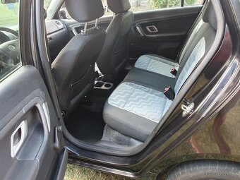Škoda Fabia kombi 1.4i nová stk - 8