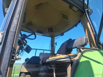 JOHN DEERE 8200 4X4 - 8