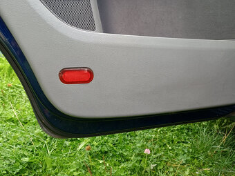 VW Touran 1,9TDI,77kw,r.2007,závěs - 8