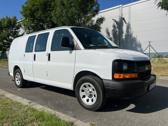 Chevrolet Express 4x4, rok 2013, 5.3 V8, 5 míst, 1.majitel - 8