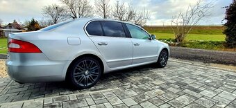 Škoda Superb rok 2012 , 4x4 - 8