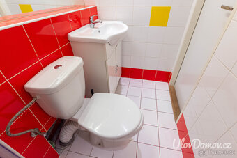 Prodej bytu 1+kk, 27 m2, Praha 5 - Smíchov - 8