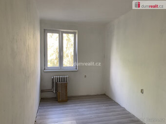 Prodej velkého bytu 3+1 o ploše 73,4 m2 + L/S, obec Všeradic - 8
