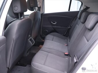 Renault Mégane 1,5 dCi 110k CZ Dynamique (2012) - 8