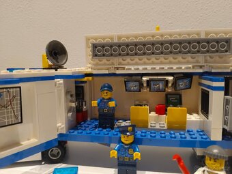 LEGO City 60044 - 8