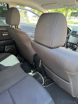 Mazda 3 - 8