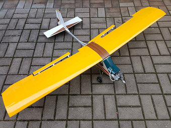 Starší ale nové nelétané rc letadlo motor OS MAX cca nový - 8