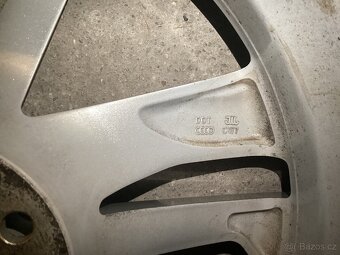 Kompletní kola Audi  SQ7 - 8