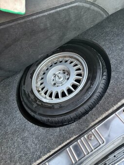 BMW 735i E32 - 8