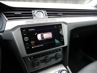 Volkswagen Passat 2.0 TDi 110 kW SERVIS VW r.v. 2018 - 8