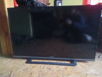 Sharp LC-42LD265E - 8