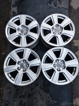 Prodám zánovní alu kola AUDI 7Jx17, ET33 5x112, 8R0601025S - 8