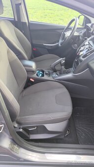 Focus III 1.6 77kw 2012 Titanium Combi - 8