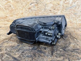 HALOGENOVÉ SVĚTLOMETY VW TOUAREG 7L 7L6941016CE/7L6941015CE - 8