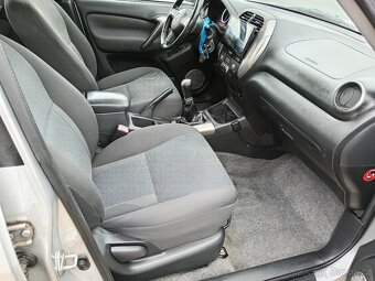 Toyota Rav4  2005 2l Vvti - 8