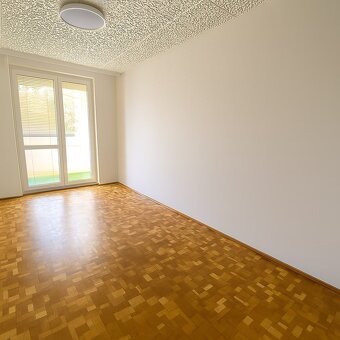 Prodej bytu 2+kk 44 m² Urbánkova, Praha - Modřany - 8