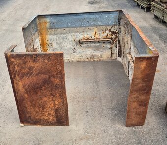 Železné nýtované plechy - 8