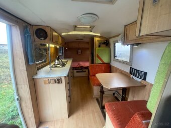 Prodám obytný Mercedes 608 D - 8