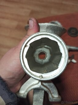 Mlýnek na maso 5 - 8