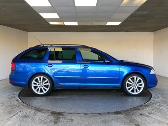 ŠKODA OCTAVIA 2.0TDI COMBI RS - 8