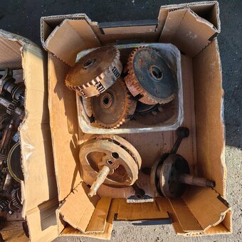 ČZ 125 t motory - 8