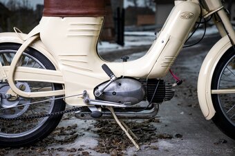 JAWA 50/550 PAŘEZ - 8