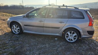 Renault Megane kombi 1.6 16V  benzín v r.v.2005 - 8