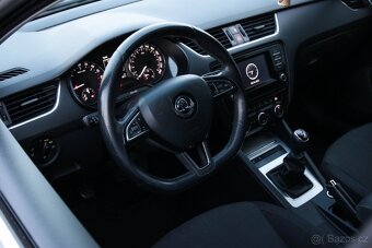 Škoda Octavia Combi 2.0 TDI Elegance/Style - 8