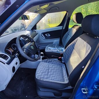Škoda Roomster 1.2 BENZÍN - 8