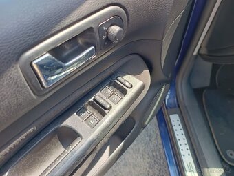 VW Golf 1.4 16V SPECIAL - 8