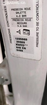 Prodám díly z tohoto bouraného vozu Citroën Berlingo Facelif - 8