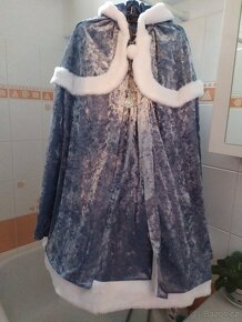 šatičky a pelerínka ,délka 95/68cm hrudník - 8