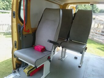 Renault Trafic 2.0dci - 8