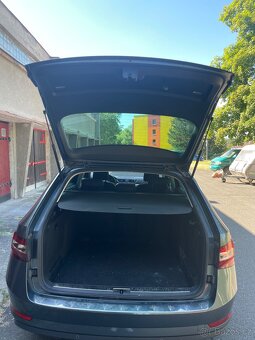 Škoda Superb 2.0 tdi 110 kw dsg - 8