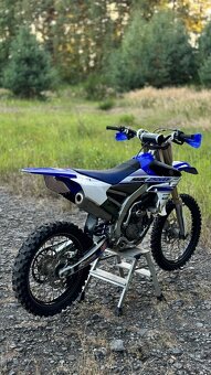 Yamaha YZF 250 - 8