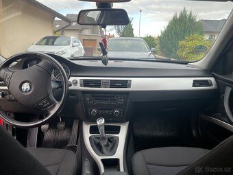 Bmw řada 3  E90 - 8