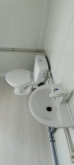 Sanitární kontejner PMP o rozměru 3 x 6 m - 8