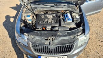 Superb 103kW 4x4 - 8