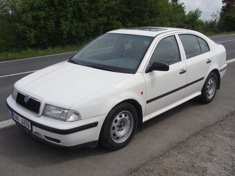 Škoda Octavia, 1.6i, 74 kW, tažné zařízení - 8