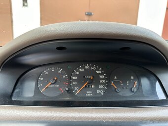 MAZDA 626 1,8 GE - EKO zaplaceno - youngtimer - 8